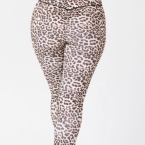 Zyia Leopard Scrunchy What Hi-Rise XXL - Picture 3 of 5